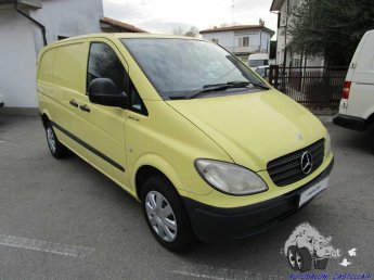 mercedes-benz-vito-2-2-111-cdi-usato-214